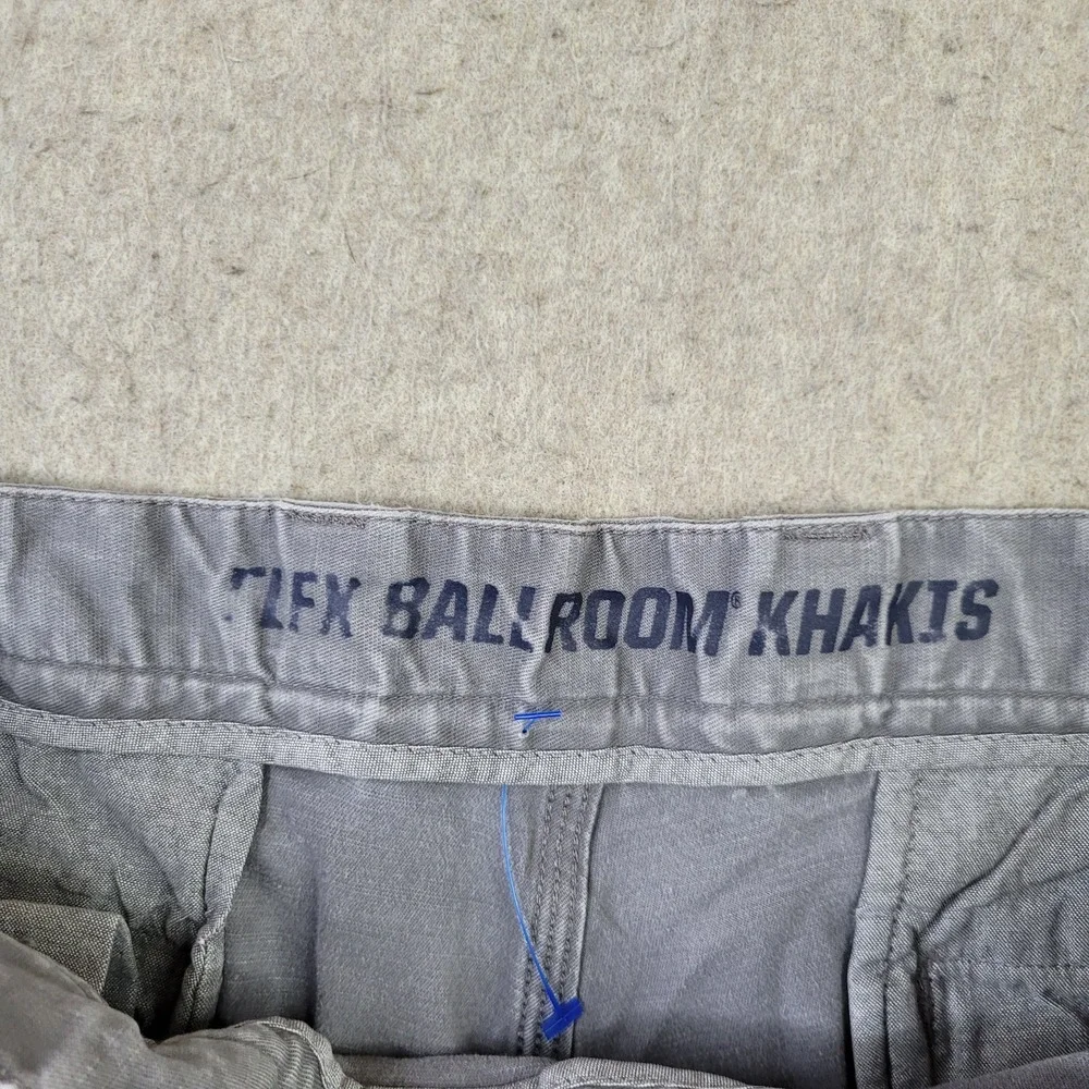 Duluth Trading Co Flex Ballroom Khakis Men's Pants Gray 40x30 Work Casual